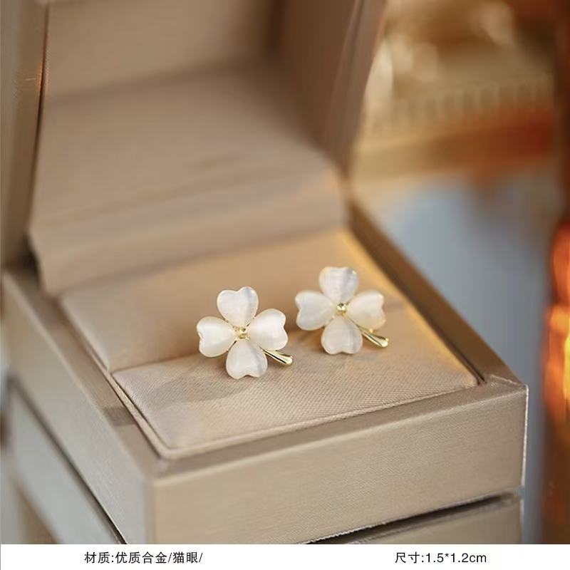 Hypoallergenic Silver Needle Earring Collection (Studs, Drops & Clips