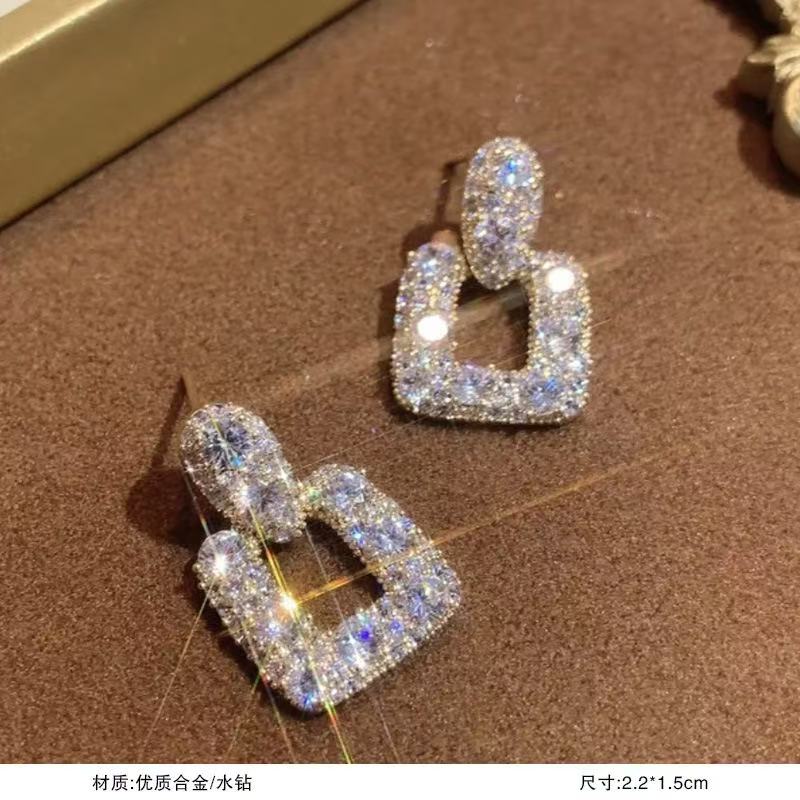 Hypoallergenic Silver Needle Earring Collection (Studs, Drops & Clips